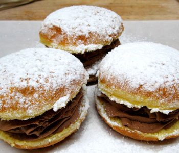 bennisons-bakery-paczki-01 Powdered Paczki